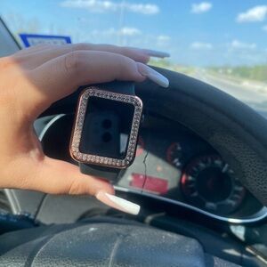 Series 3 Apple Watch. I only use 2-3 times , has charger . Asking 80